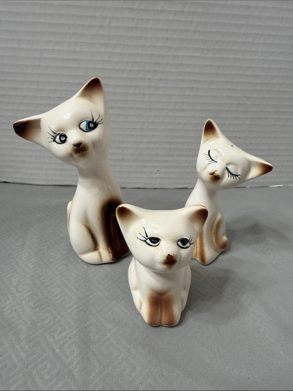 Vtg MCM Anthropomorphic Siamese Cat Salt & Pepper Shakers & Toothpick Holder